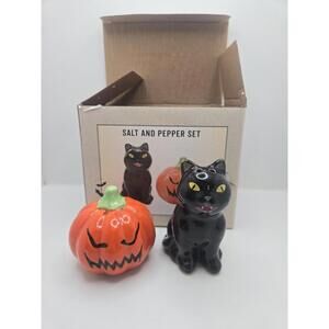 Halloween Black Cat Pumpkin Salt & Pepper Shakers Cracker Barrel Brand New Boxed